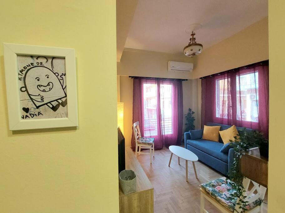 Cozy Bright New Apartment Атина Екстериор снимка